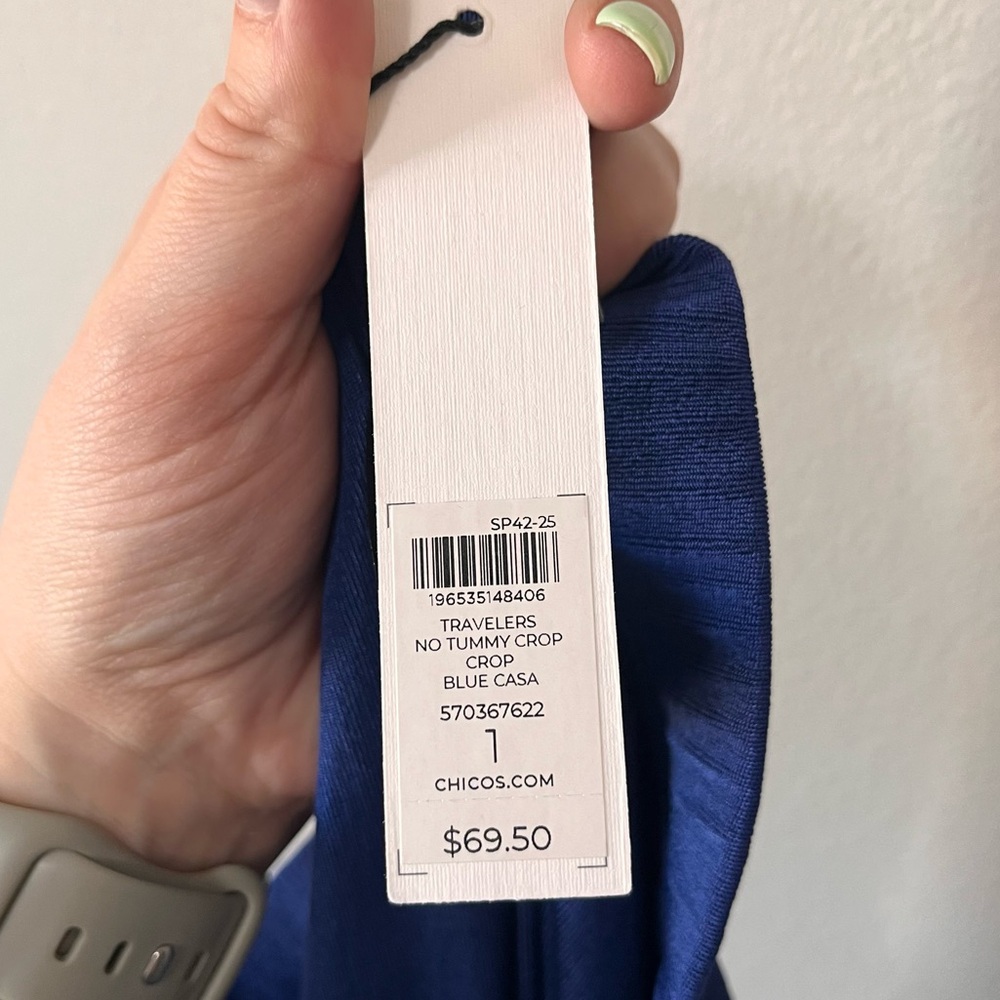 Chico's NWT Travelers No Tummy Cropped Pull On Pants Blue Casa Size 1 = Medium - Picture 7 of 8